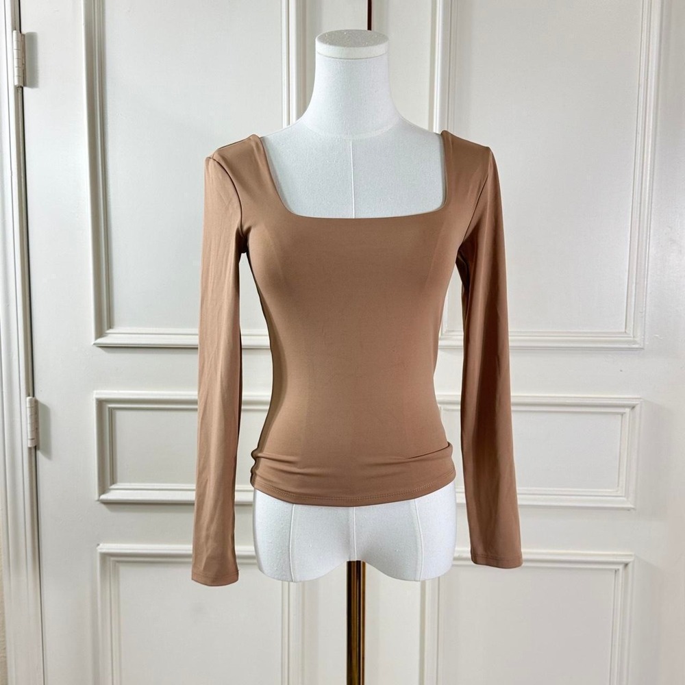 Express Body Contour tan Beige square neck long sleeve top in XS